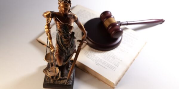 Why Integrated Legal Services Are Essential for Protecting Family Wealth