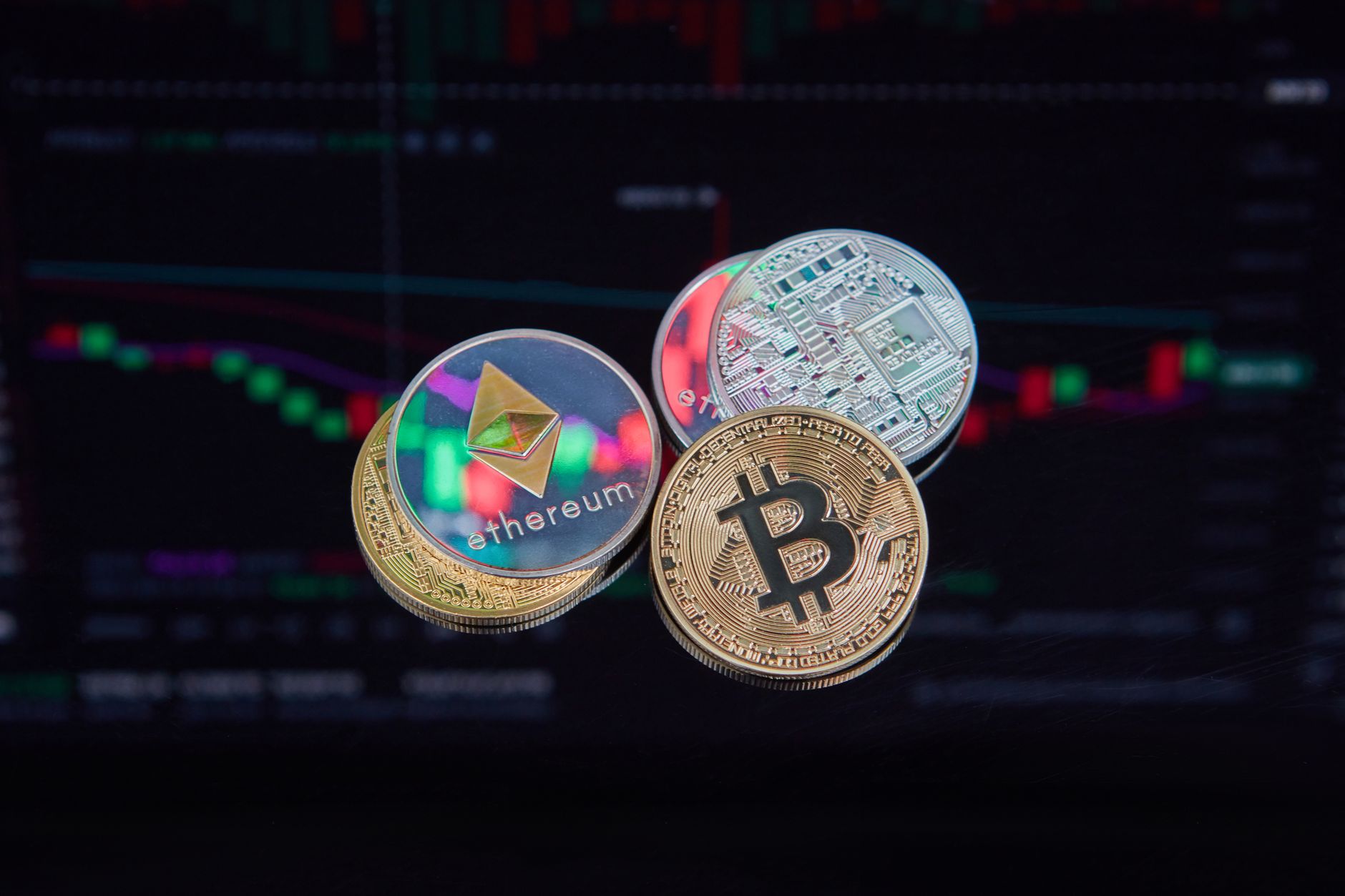 Bitcoin and Ether ETF flows